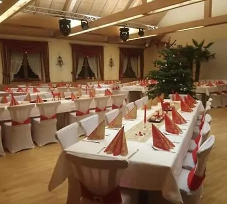 Szálloda Landgasthof Stangl Moosinning