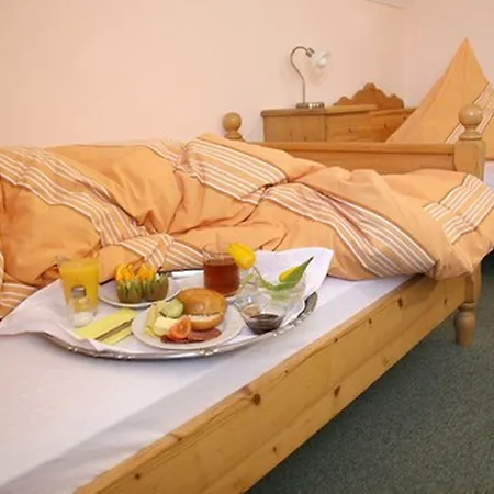 Landgasthof Stangl فندق *